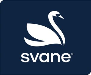 Das stilisierte Logo von Svane zeigt einen eleganten Schwan auf einem dunkelblauen Hintergrund.